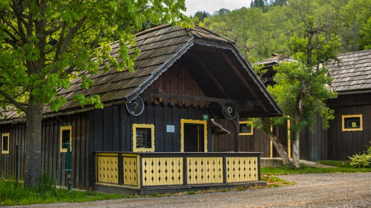 Camping Bella Austria Sankt Peter am Kammersberg Exterior foto